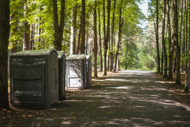 Portable Toilet Options We Offer in Glenpool, OK